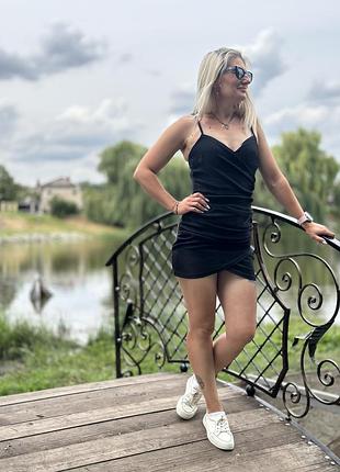 Жіноча сукня міні