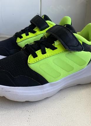 Кросівки adidas 28/29