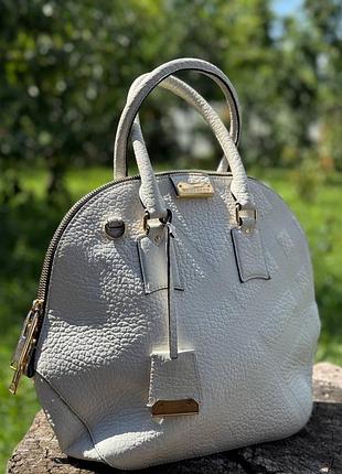 Біла сумка burberry