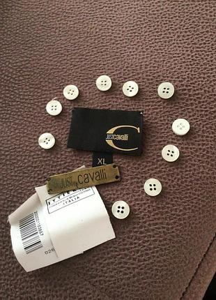 Ґудзики cavalli