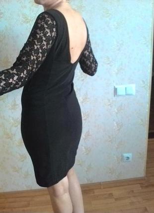 Черное платье с гипюровыми рукавами2 фото
