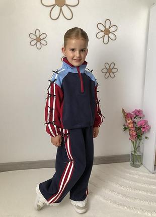 Спортивний костюм для дівчинки