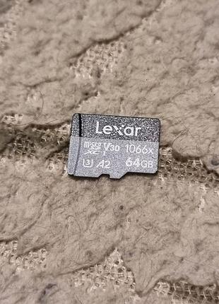 Глючная карта памяти 64 гб lexar 1066x 76.4/69.6 a2 u3 v30 microsd microsdxc