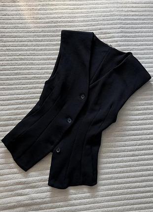 Класична жилетка по талії zara