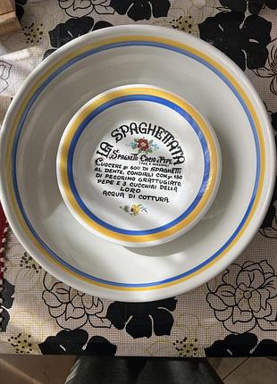 Набір італійського керамічної посуду "la spaghettata"  san marciano ceramiche, вінтажний дизайн:велика миска для подачі та менші тарілки для пасти.