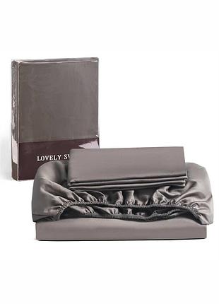 Набір lovely svi 3 шт: простирадло на резинці 160 х 200 + 30 см і 2 наволочки 50х70 сатин люкс 300тс (135г/м2) brown (570326)