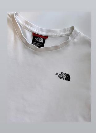 Жіноча футболка the north face в ідеальному стані, тканина хлопок на розмір s