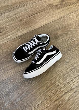 Дитячі кеди vans old skool чорно-білі р.31, устілка 18,5см., на стопу до 18см.