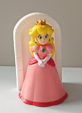 2015 nintendo: made for mcdonald's super mario princess peach figure