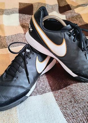 Сороконіжки nike tiempox genio ii