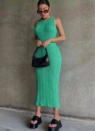 Зеленое женское платье миди от zara