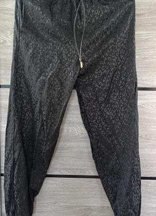 Черные брюки женские zara