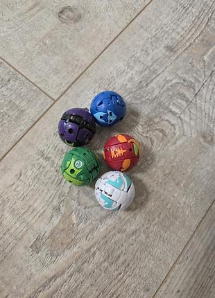 Игрушки-трансформеры bakugan battle brawlers. 2