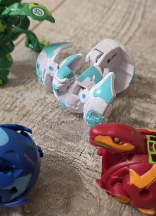 Игрушки-трансформеры bakugan battle brawlers. 3