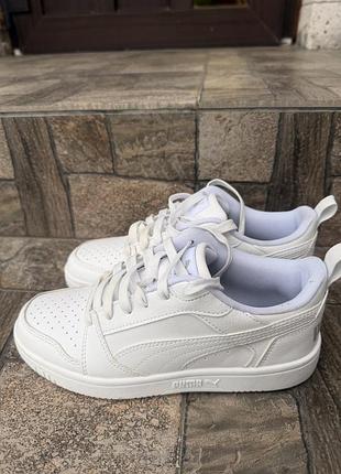Кросівки puma 36 р. білі