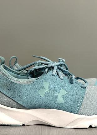 Кросівки under armour