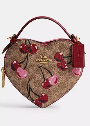 Сумочка coach heart bag (cherry print)