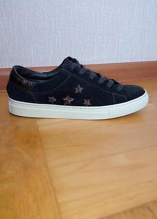Кросівки the white company 38-38.5 р. шкіра.