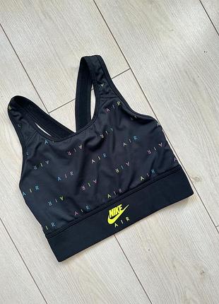 Спортивний топ з неоновим лого nike💚
