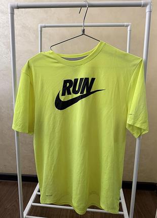 Футболка nike run