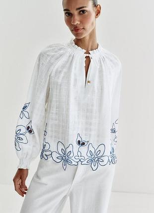 Оригінальна об'ємна вишита блуза з нової колекції zara new original.