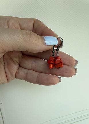 Сережки з коралу