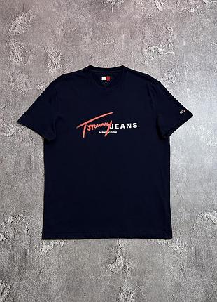 Чоловіча футболка tommy jeans m розмір оригінал стан нової темно-синя