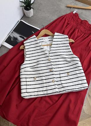 Жилет    h&m
