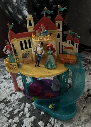 Ігровий набір disney "замок аріель на землі та на морі"