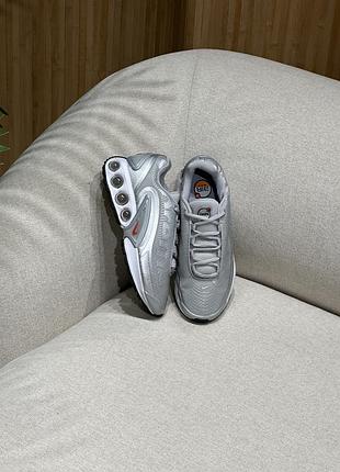 Nike air max dn x supreme grey