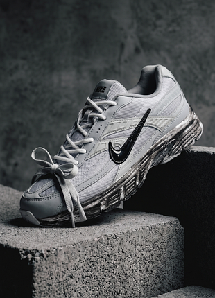 Nike initiator custom "grey" 6