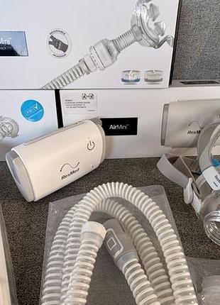 Новий автоматичний сіпап апарат resmed airmini travel auto cpap з акумулятором та 2 масками resmed p10 та resmed airfit f20 лікування храпу та апноє