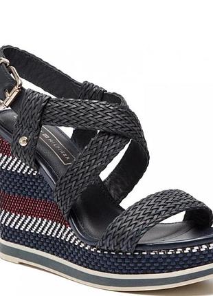 Босоножки на платформе Tommy hilfiger