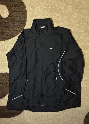 Вітровка nike