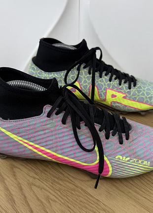 Оригінальні футбольні nike air zoom mercurial superfly 9
