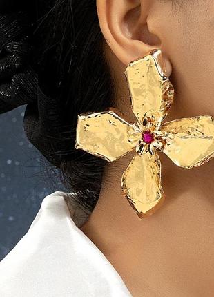 Эффектные серьги 8 см цветок, крест