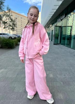 Стильний костюм