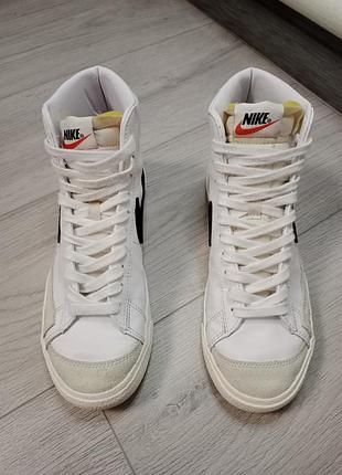 Кроссовки nike 2