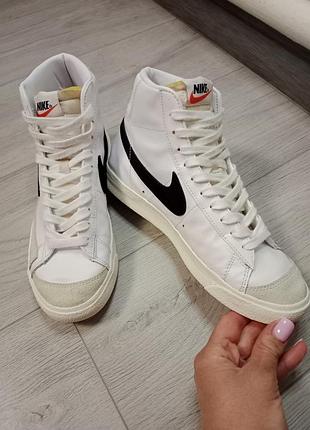 Кроссовки nike 3