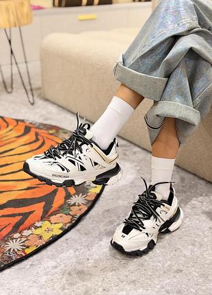 Balenciaga track кросівки чорні білі