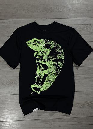 Нова чорна ексклюзивна спортивна футболка найк nike dri-fit chameleon art, m, оригінал