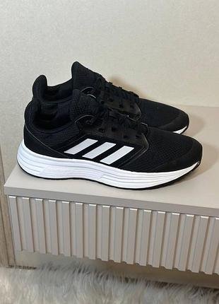 Кросівки adidas•розмір 40(25,5 см)
