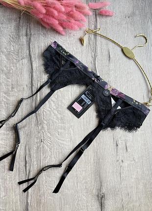 Мереживний пояс для панчіх з лімітованої серії  🗝️designer collection🗝️від  ❤️‍🔥hunkemoller❤️‍🔥