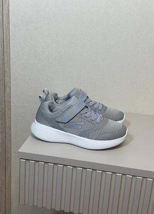 Кросівки sketchers •розмір 30(20 см)