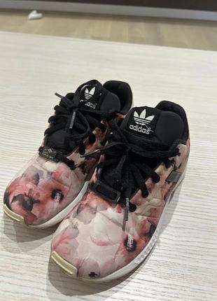 Кросівки adidas адідас (розмір 35)