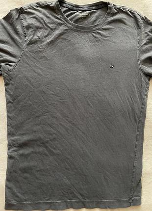Чоловіча футболка jack & jones essentials (розмір m)