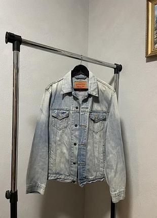 Вінтажна джинсовка куртка levis made in usa, оригінал, розмір m
