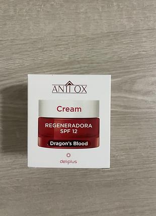 Регенеруючий крем для обличчя dragon's blood anti ox spf 12 для всіх типів шкіри deliplus