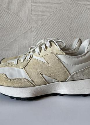 Жіночі оригінальні кросівки new balance 327 на ногу 24.5см розмір 38