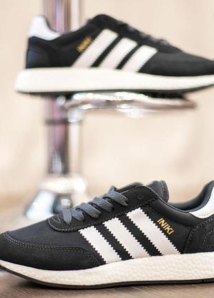 Adidas iniki жіночі кросівки чорні з білим 39 (25 см) — стильне спортивне взуття
